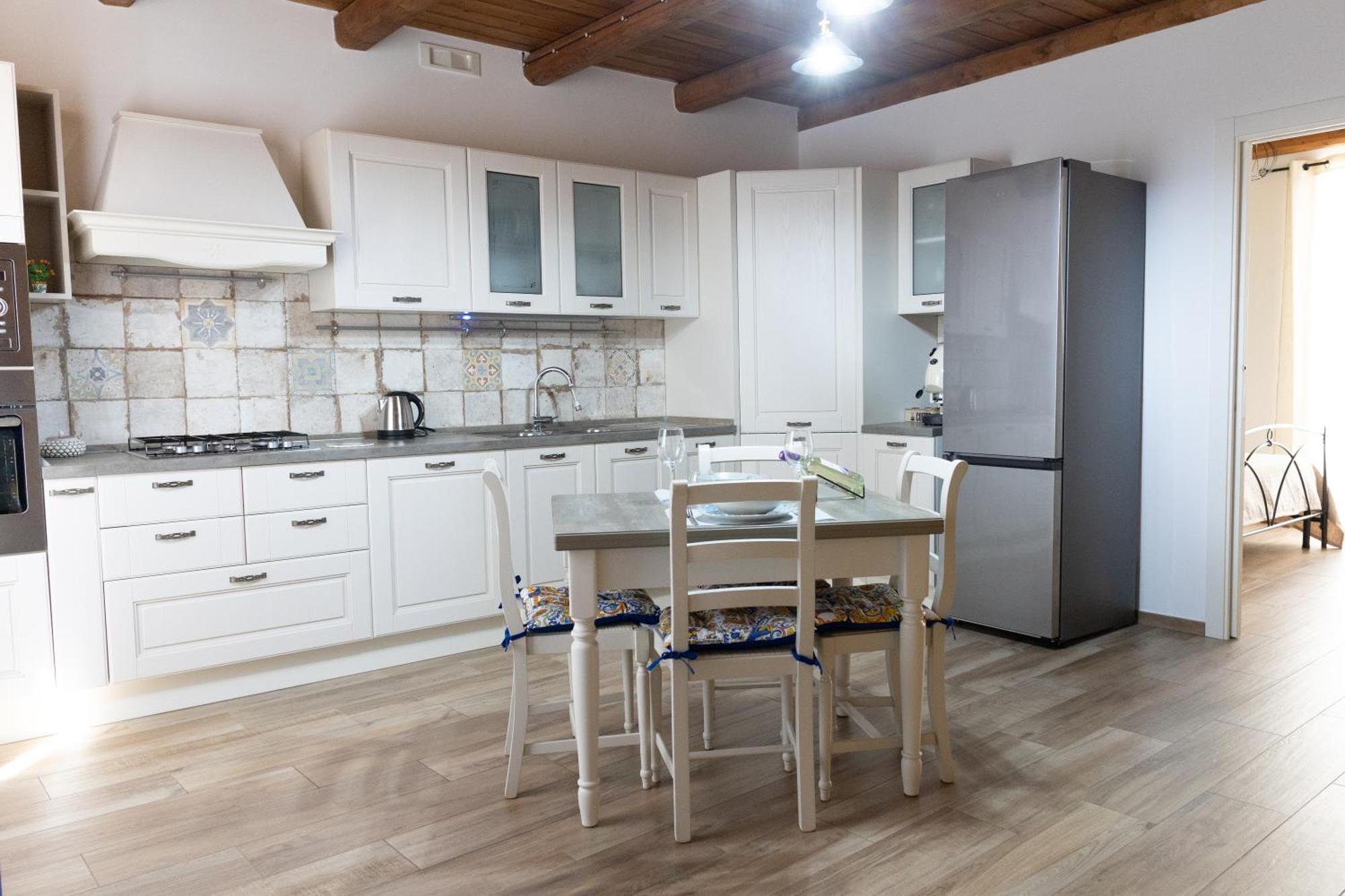 Cortile Gioeni Apartment Чефалу Екстериор снимка