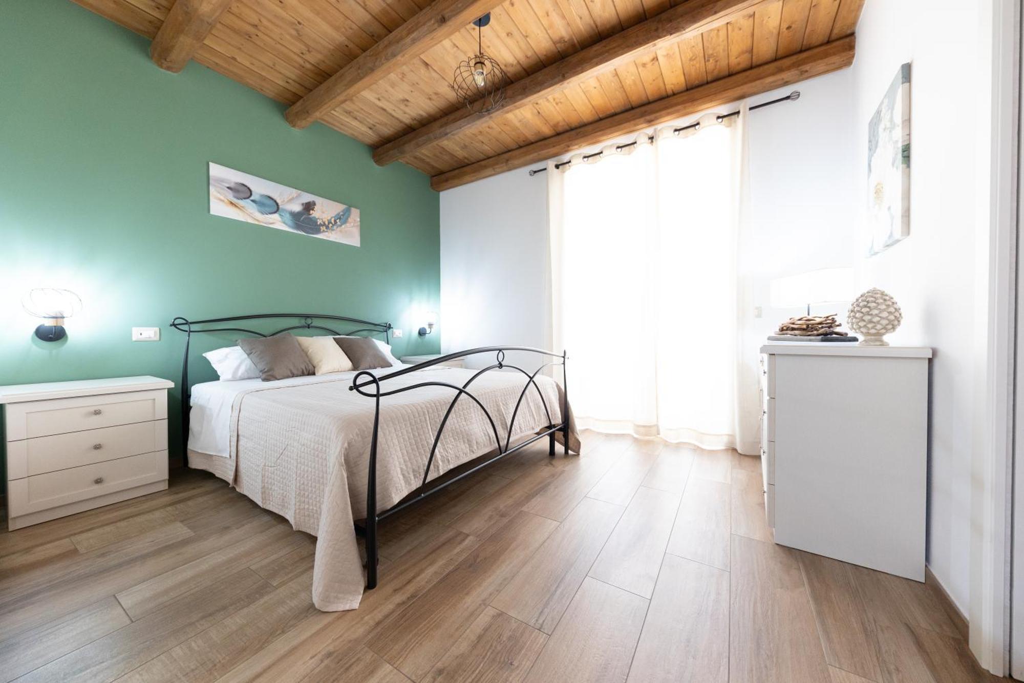 Cortile Gioeni Apartment Чефалу Екстериор снимка